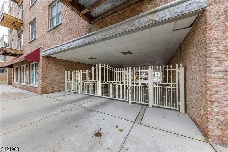 411-419 Chestnut St #3B, Newark, NJ 07105 - #3