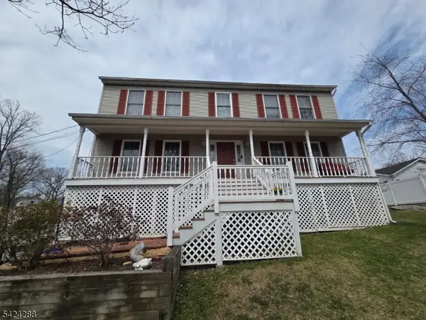 8 Papoose Trl, Hopatcong Boro, NJ 07821
