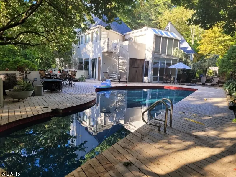 72 Washington Valley Rd, Morris, NJ 07960 - #2