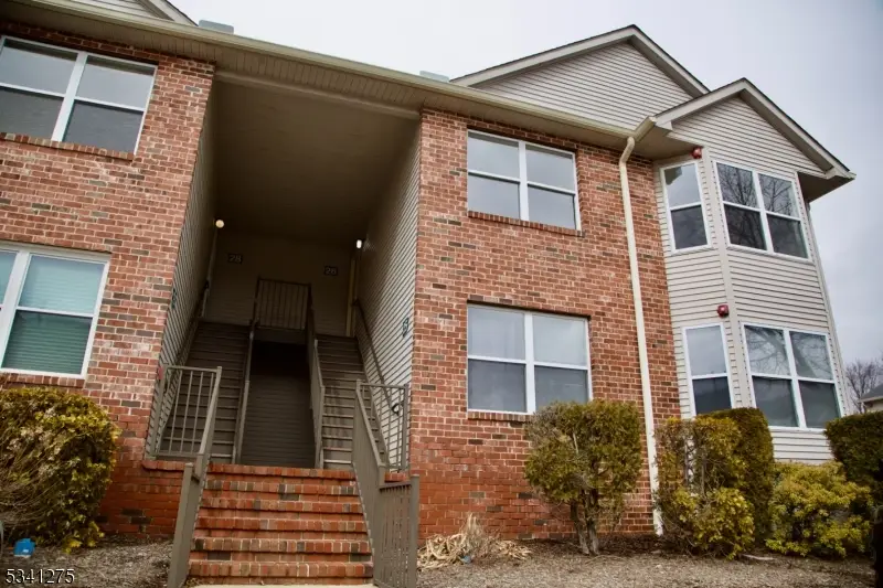 26 Millie Ln, East Hanover, NJ 07936 - #2