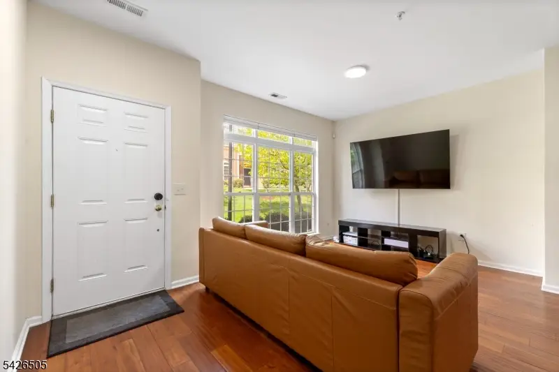 1506 Hamilton St, Belleville, NJ 07109 - #3