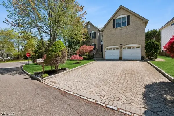 9 Tartan Dr, Bernards Twp., NJ 07920