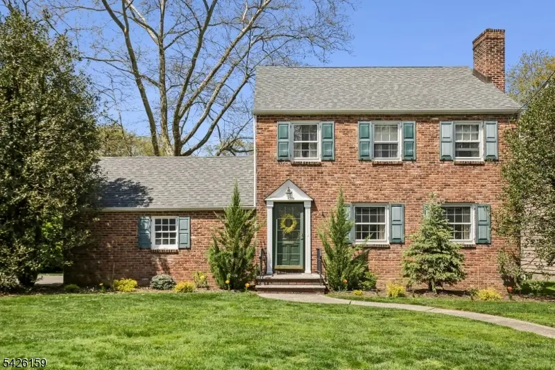 4 Indian Spring Rd, Cranford, NJ 07016 - #1