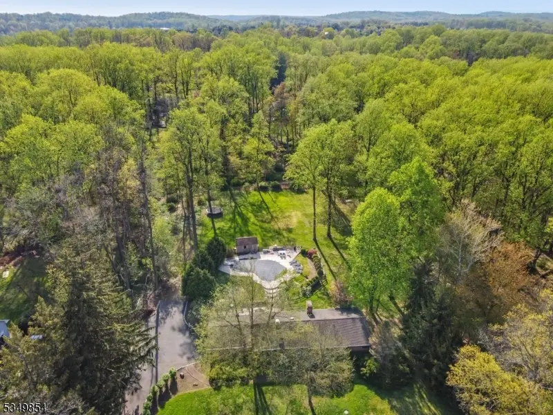 13 Skyline Dr, Warren, NJ 07059 - #1