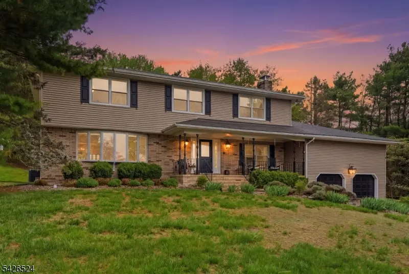 15 Sunrise Cir, Annandale, NJ 08809 - #2