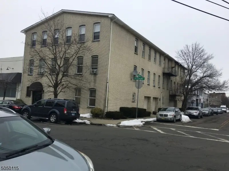 316-324 Jefferson St #2E, Newark, NJ 07105 - #2
