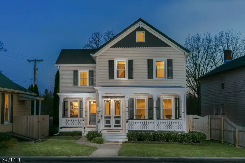 15 Main St, Annandale, NJ 08801 - #1