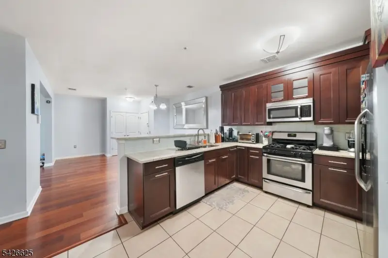 104 E Elizabeth Ave #310, Linden, NJ 07036 - #2