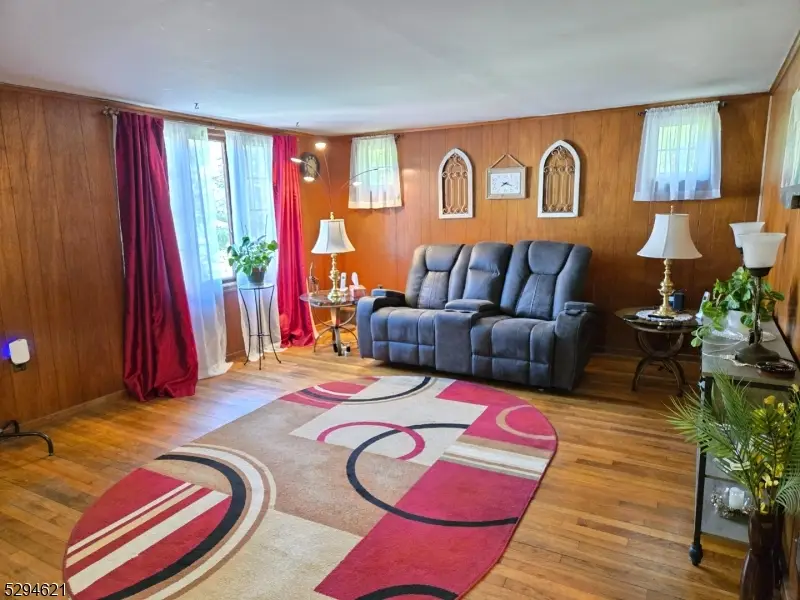 8 Forest Rd, Budd Lake, NJ 07828 - #2