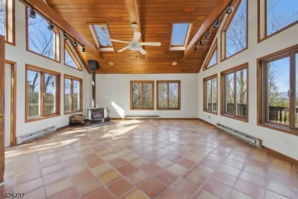 117 Linaberry Rd, Knowlton Twp., NJ 07832