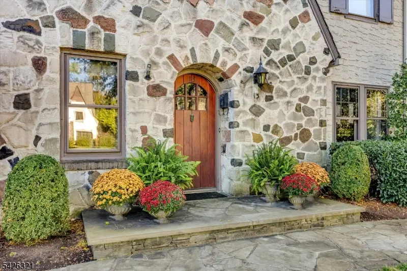 13 Ferncliff Ter, Glen Ridge, NJ 07028 - #3
