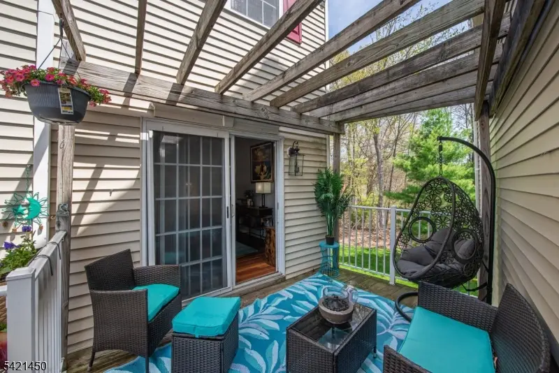 6 Brock Ln, Mount Olive, NJ 07828 - #3