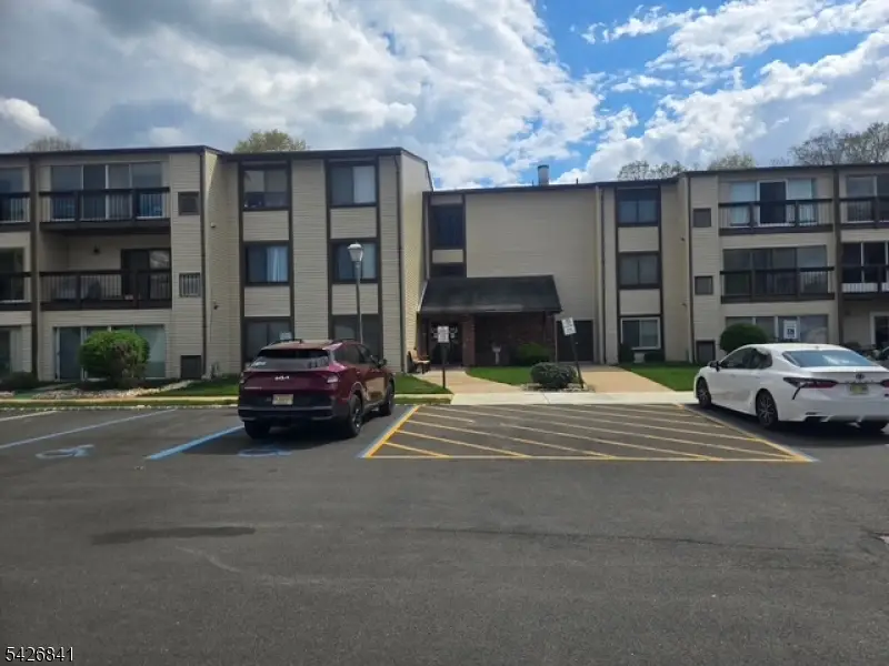 278 Crosse Dr #3F, Monroe, NJ 08831 - #2