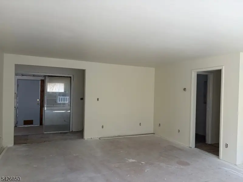 9 Thomas Dr, Independence, NJ 07840 - #3