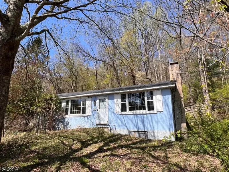 900 Primrose Path, Crandon Lakes, NJ 07860 - #1