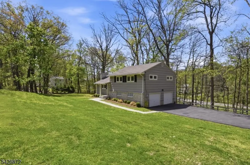 100 Old Fort Rd, Bernardsville, NJ 07924 - #2