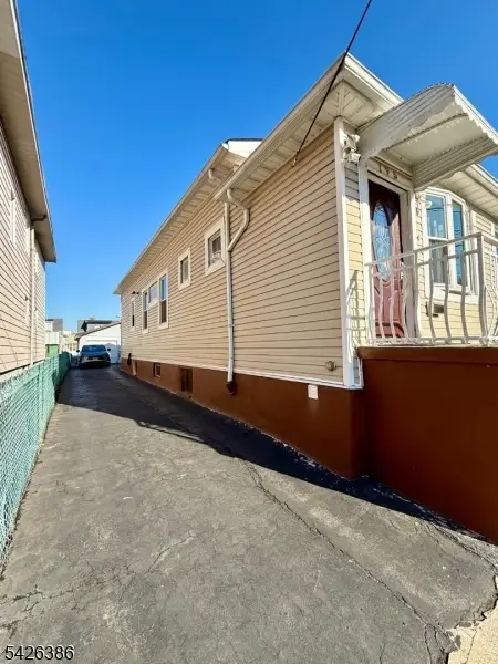 195 Maple St, Kearny, NJ 07011 - #2