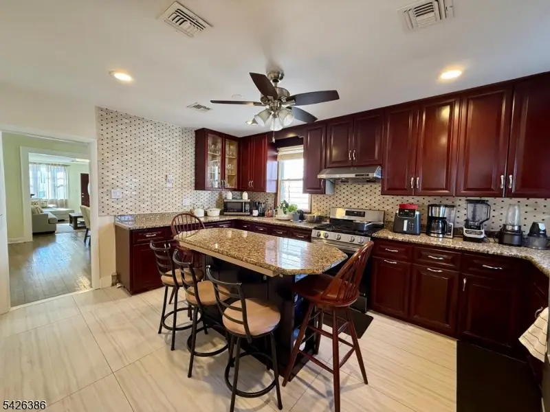 195 Maple St, Kearny, NJ 07011 - #3