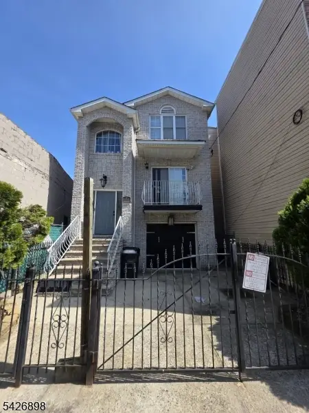 135 Highland Ave, Newark, NJ 07104 - #1