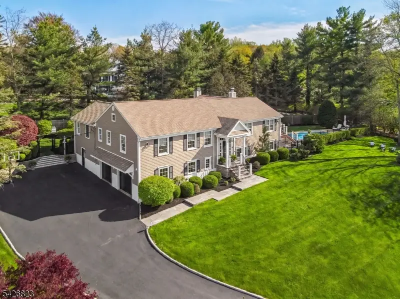 3 Glenmere Dr, Chatham, NJ 07928 - #1