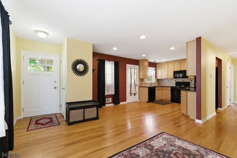 42 Erie Ave, White Meadow Lake, NJ 07866 - #3