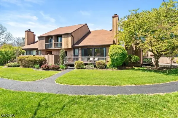118 Bluebird Dr #3B, Hillsborough Twp., NJ 08844