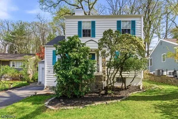 32 Hibernia Rd, Rockaway Twp., NJ 07866