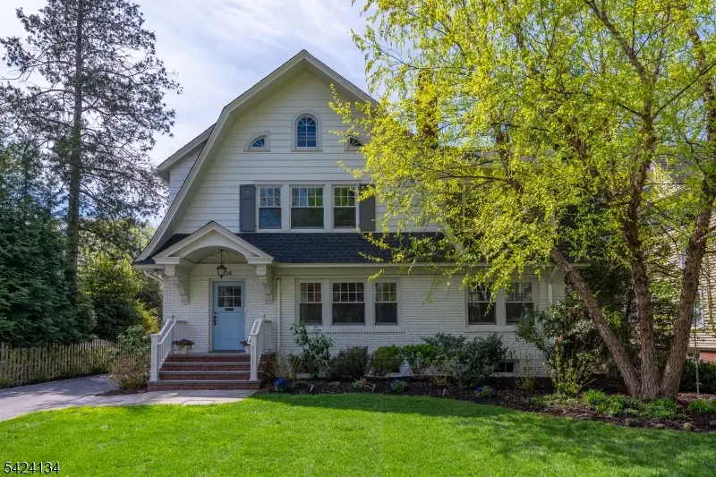 34 Oakwood Ave, Upper Montclair, NJ 07043 - #1
