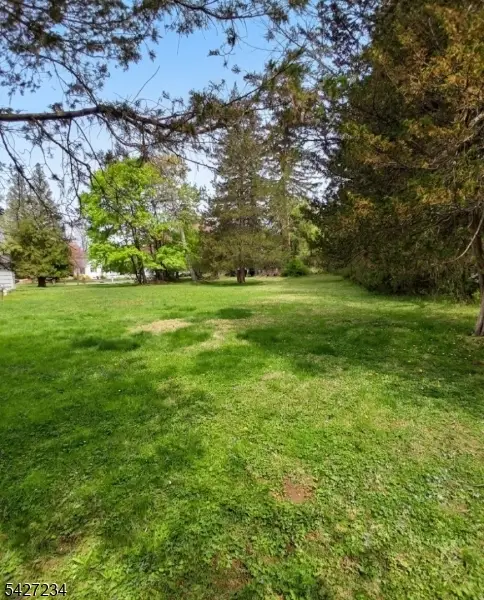67 Woodland Rd, Mendham, NJ 07960 - #2