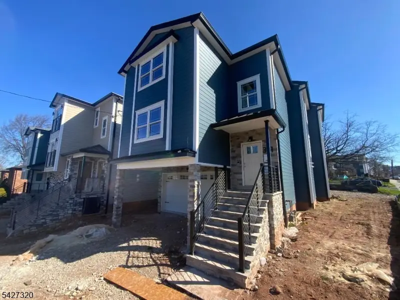301 Chilton St, Elizabeth, NJ 07208 - #3