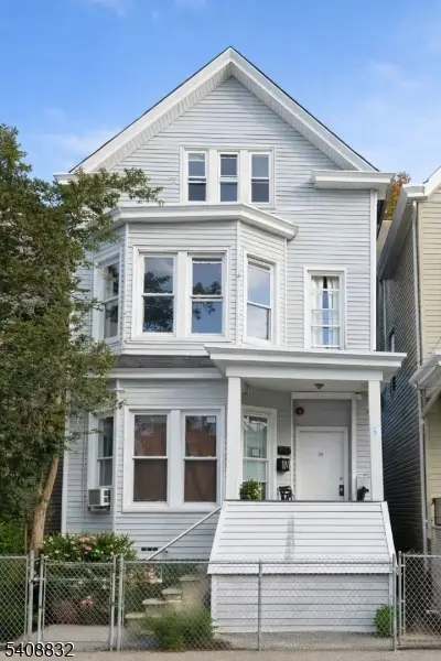 711 E 18th St, Paterson, NJ 07501 - #1