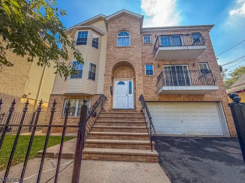 336 S 10th St, Newark, NJ 07103 - #3