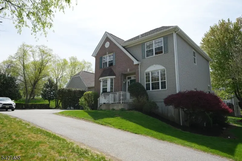 10 Queens Ln, Preakness, NJ 07470 - #1