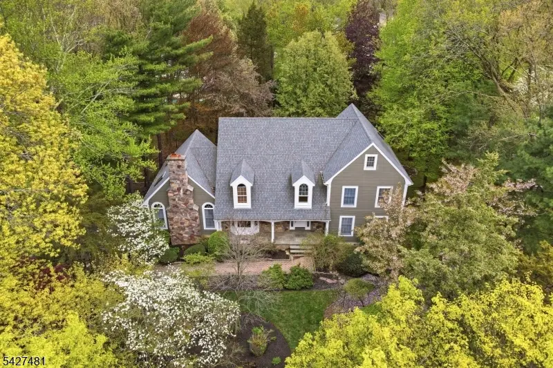 7 Trotters Ln, Mahwah, NJ 07430 - #3
