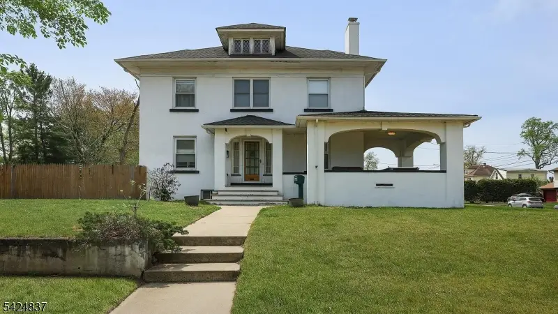 260 S Washington Ave, Dunellen, NJ 08812 - #1