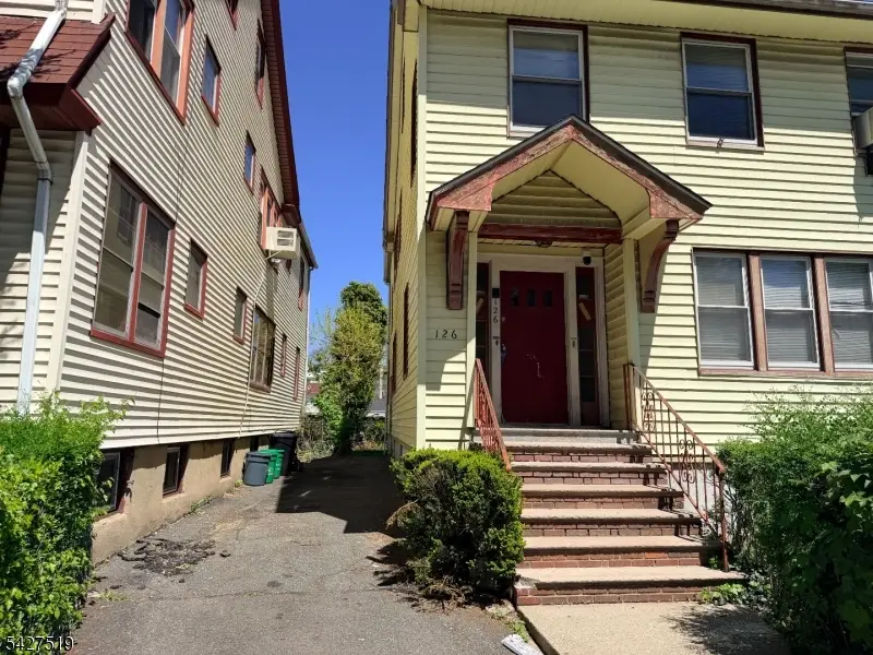 126 Chestnut St, East Orange, NJ 07018 - #2