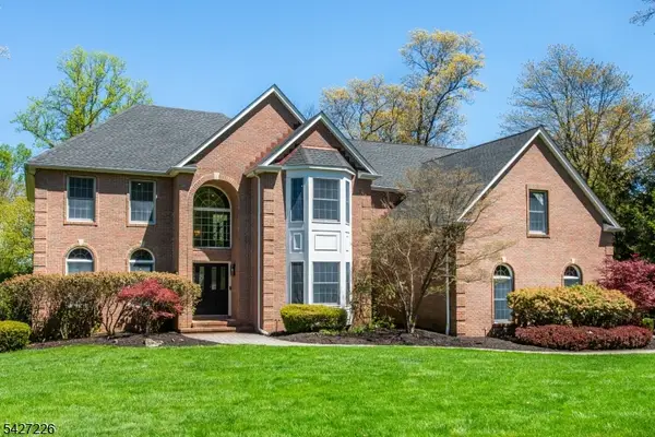 4 Brandywine Ct, Randolph Twp., NJ 07869