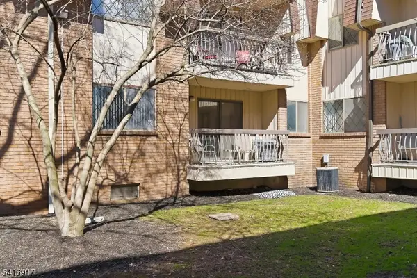 1190 W St Georges #A19, Linden City, NJ 07036