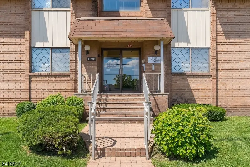 1190 W St Georges #A19, Linden, NJ 07036 - #2