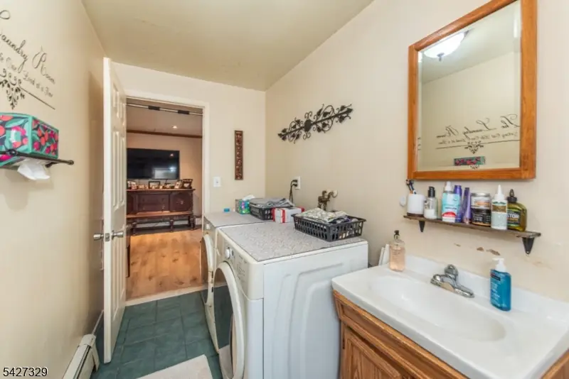 10 Evers Ct, Wayne, NJ 07470 - #3