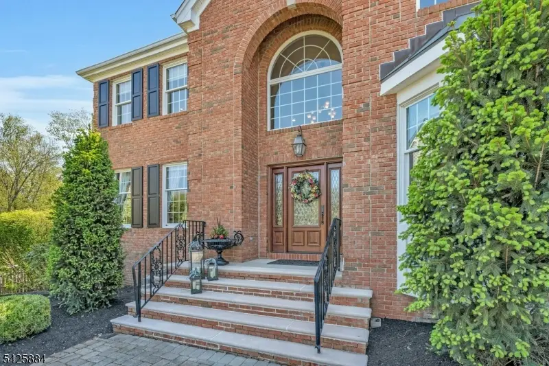 15 Fieldstone Ct, East Hanover, NJ 07936 - #3