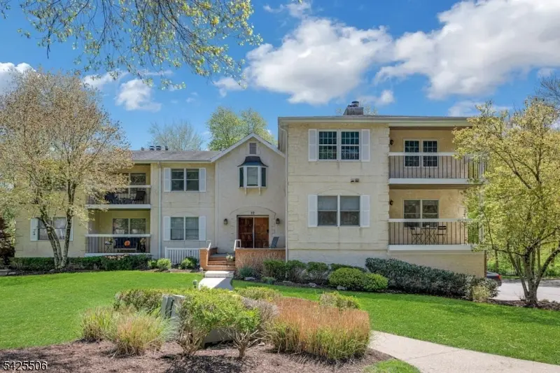 12D Heritage Dr #12D, Chatham, NJ 07928 - #1