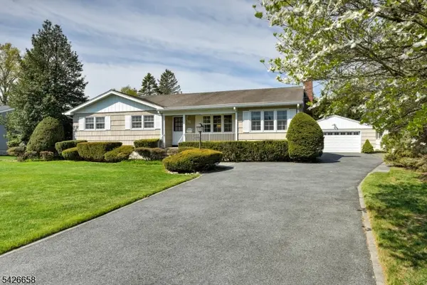 35 Payson Rd, Pequannock Twp., NJ 07440