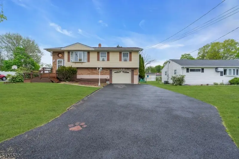 106 Louis Ln, Hackettstown, NJ 07840 - #1