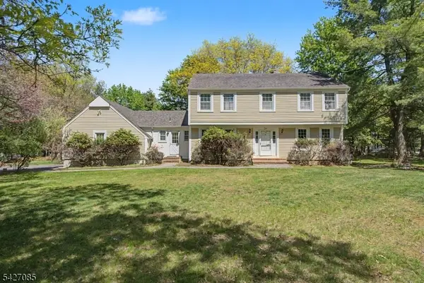 2 Sunset View Rd, Readington Twp., NJ 08870