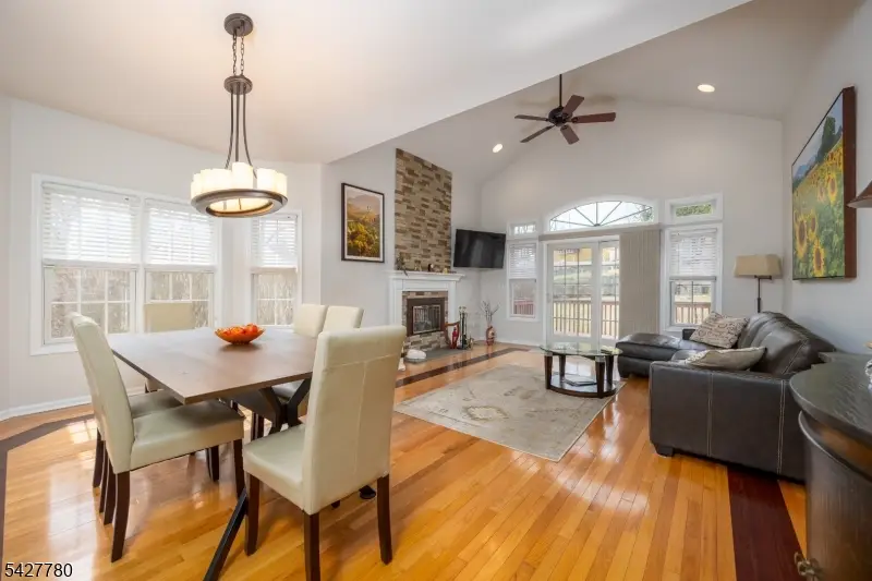 1 Turnberry Ln, Hardyston, NJ 07419 - #3
