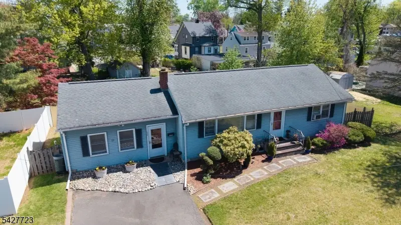 126 Jay Pl, Middlesex, NJ 08846 - #2