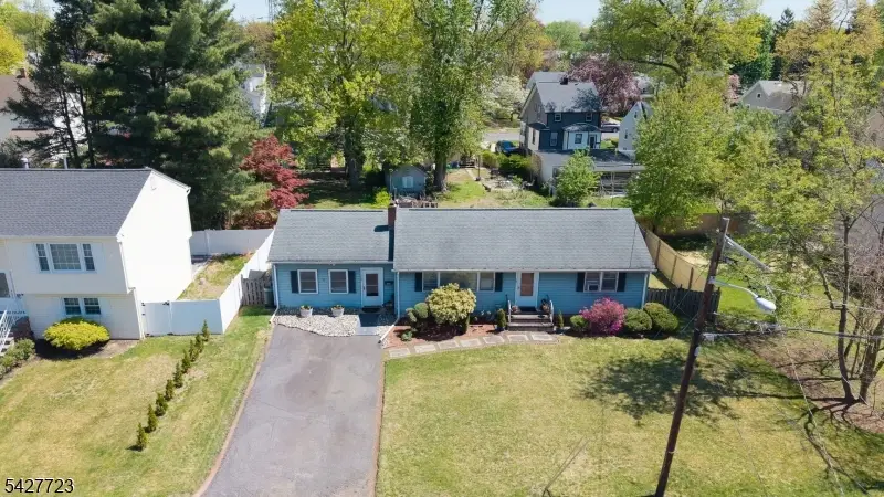 126 Jay Pl, Middlesex, NJ 08846 - #3