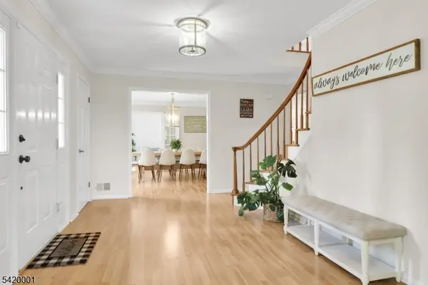 16 Lenape Ct, Bernards Twp., NJ 07920