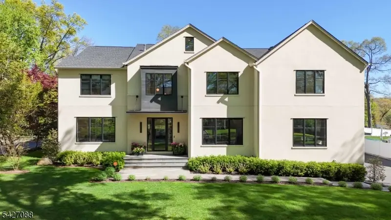 13 Robert Dr, Chatham, NJ 07928 - #1